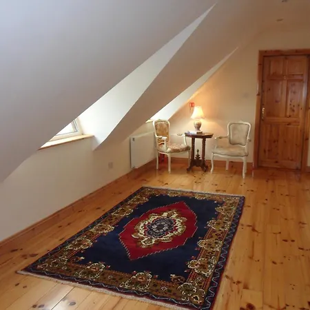 Forest Park House Bed & Breakfast 4*